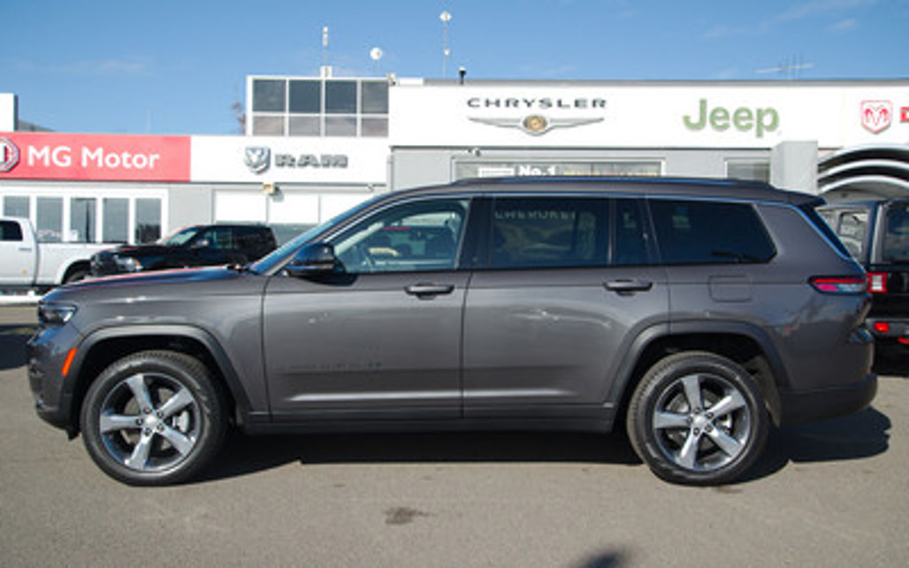 JEEP GRAND CHEROKEE 2023 5-Door SUV
