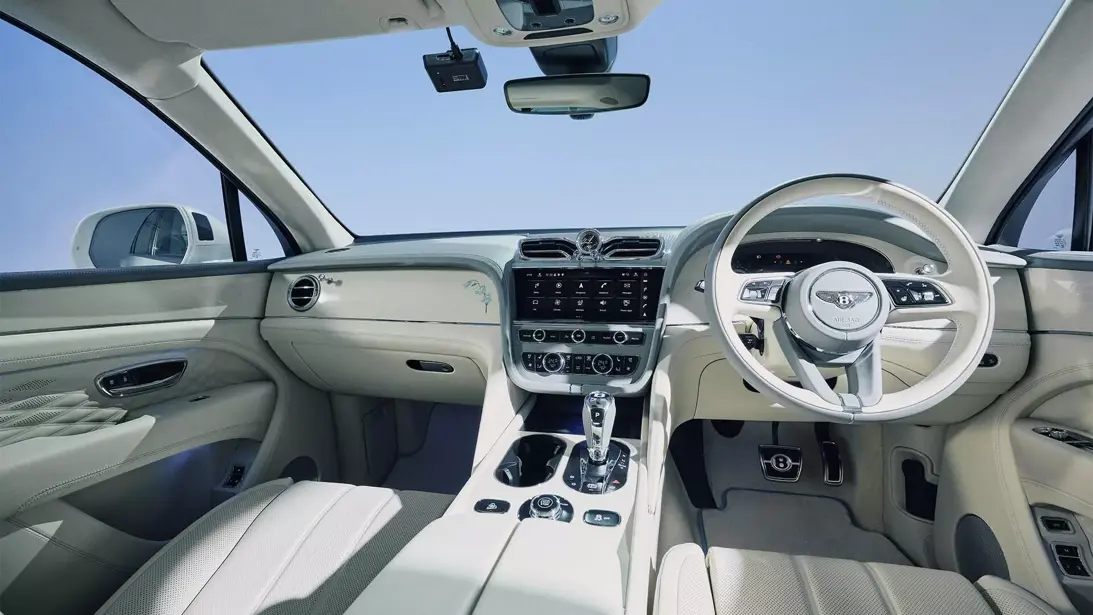 Bentley Bentayga Mulliner Something Blue