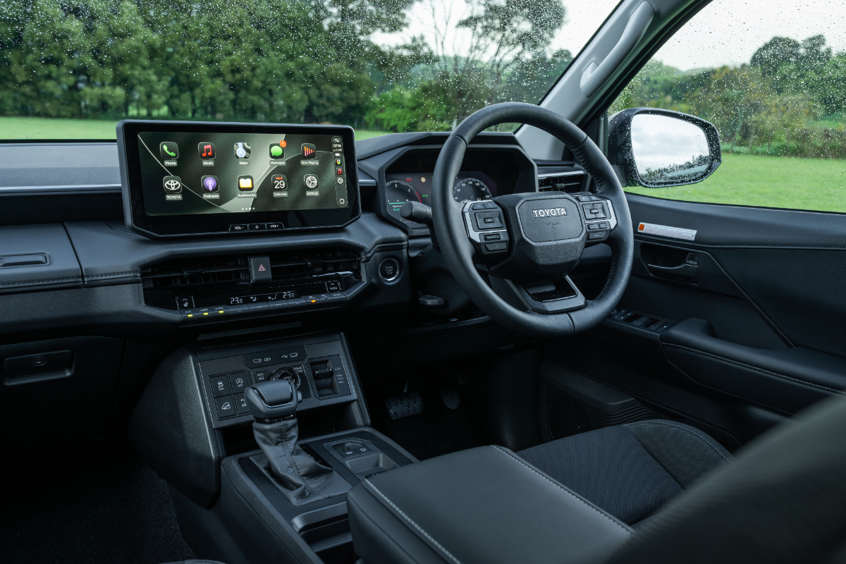 Toyota Hilux 9th-gen (2026).