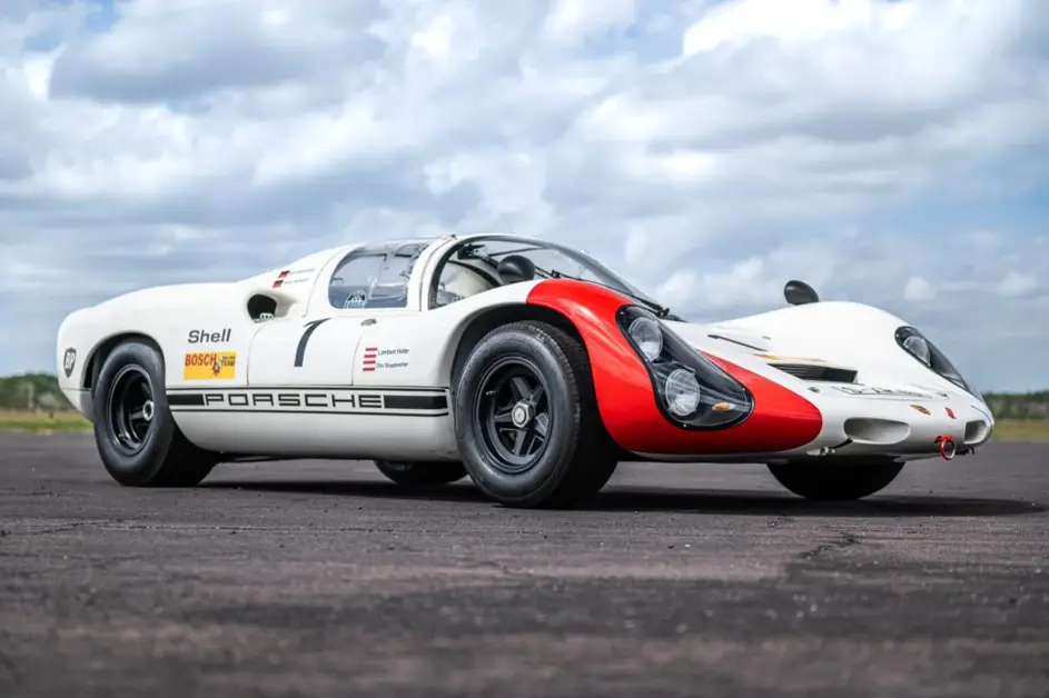 Porsche 910 prototype