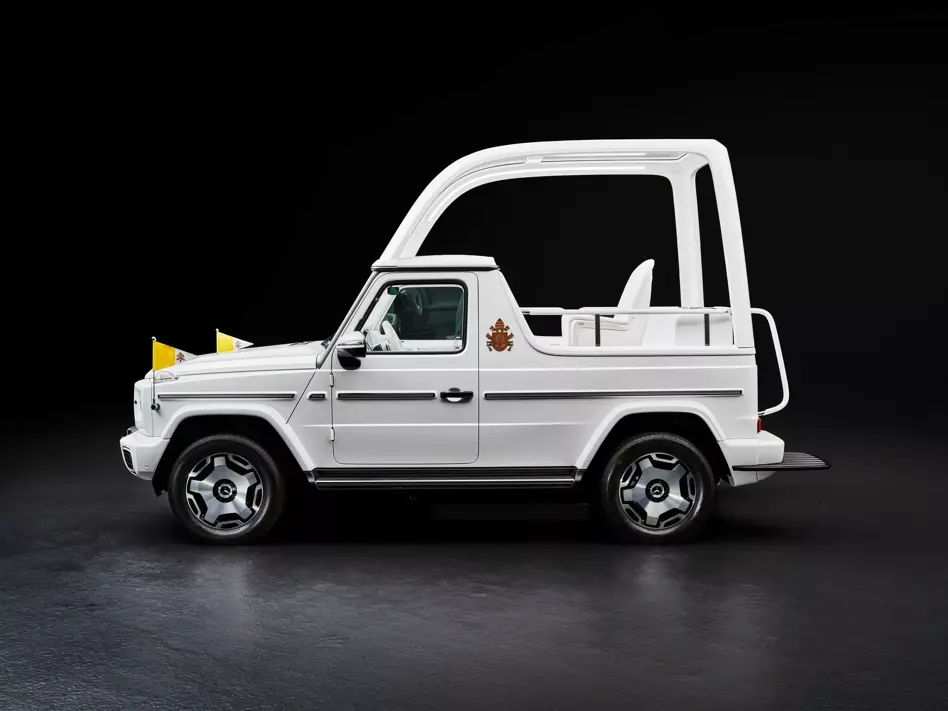 Popemobile 2024