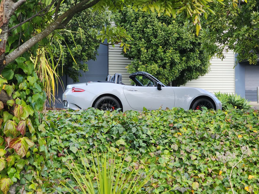 Mazda MX-5 Roadster GT.