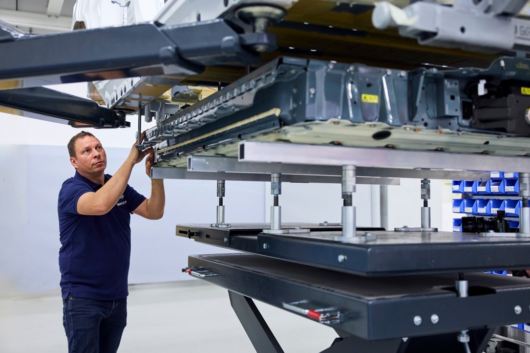 BMW iX5 hydrogen tank