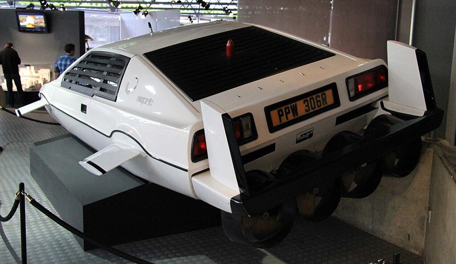1976 Lotus Esprit James Bond