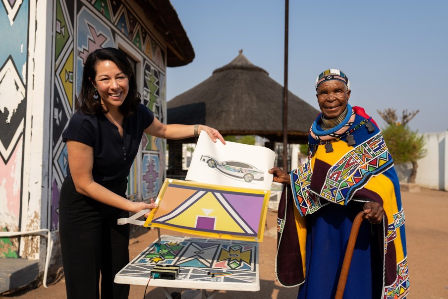 BMW i5 Flow Nostokana Esther Mahlangu