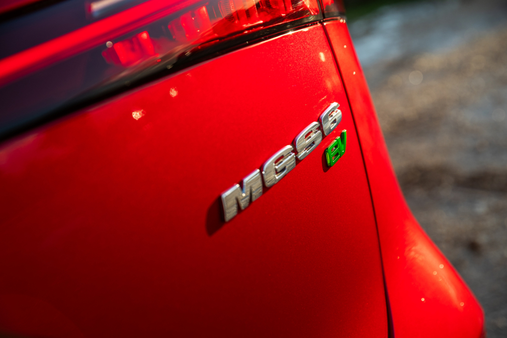 MGS6 Essence AWD.