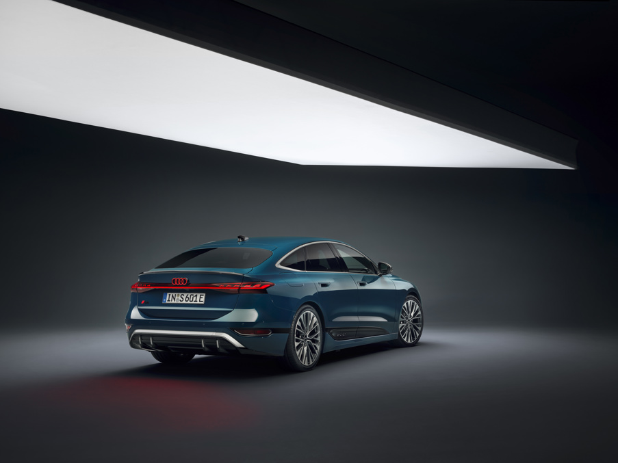 2025 Audi S6 Sportback e-tron