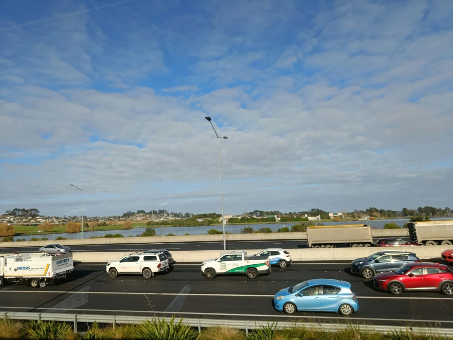 Sunnynook Auckland traffic