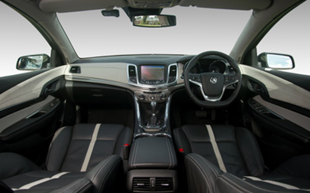 HOLDEN CAPRICE 2016 4-Door Sedan 4SA V_