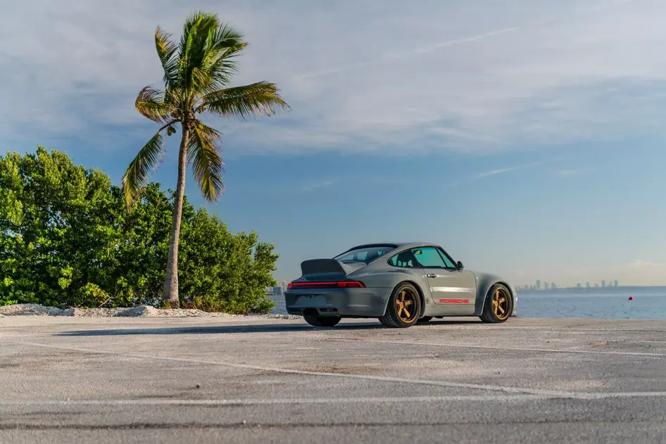 Gunther Werks Porsche 911 Chelsea Grey Commission