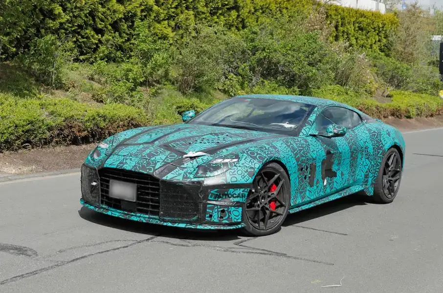 2025 Aston Martin Vanquish