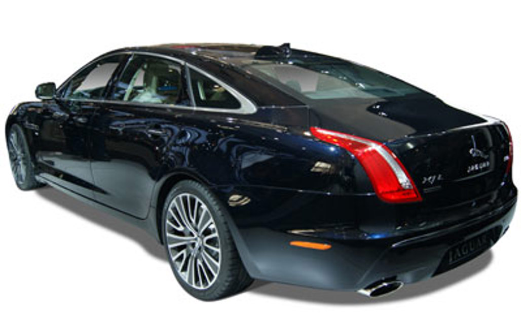 JAGUAR XJ 2018 4-Door Sedan