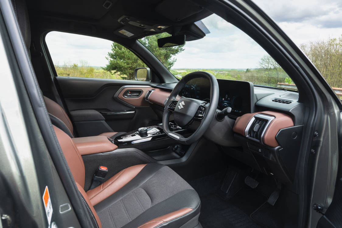 Suzuki e Vitara 2WD.